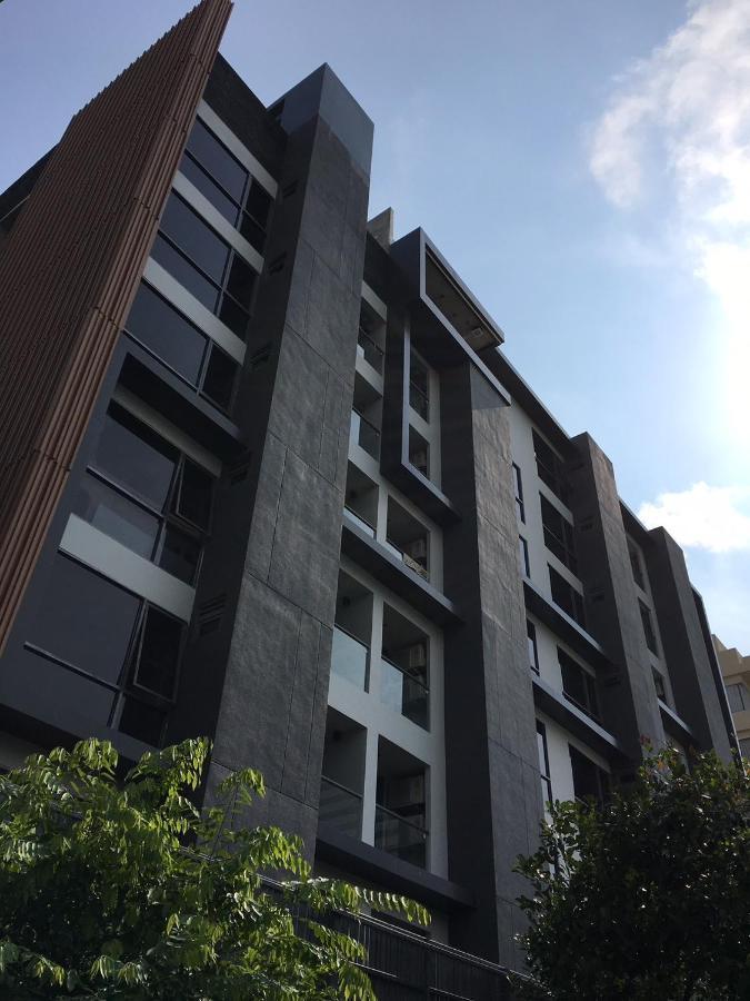 Voque Hotel & Serviced Residence Sukhumvit 51 Bangkok Exteriör bild